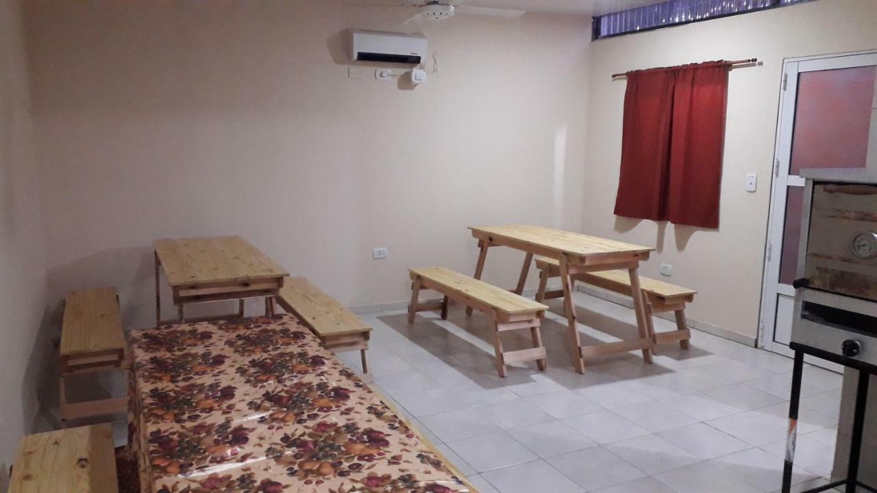 Apartamentos Rio Uruguay Colón 外观 照片